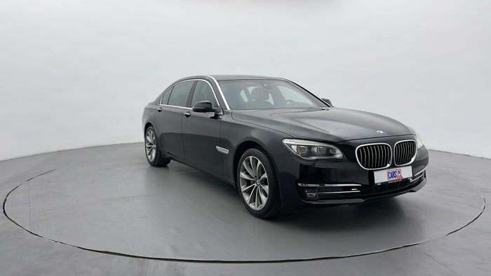 BMW 7 SERIES-Right Front Diagonal (45- Degree) View