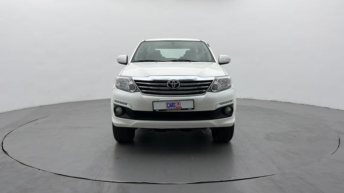 TOYOTA FORTUNER-Front View