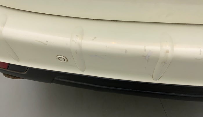 2018 Mahindra XUV500 W9, Diesel, Manual, 70,203 km, Rear bumper - Minor scratches