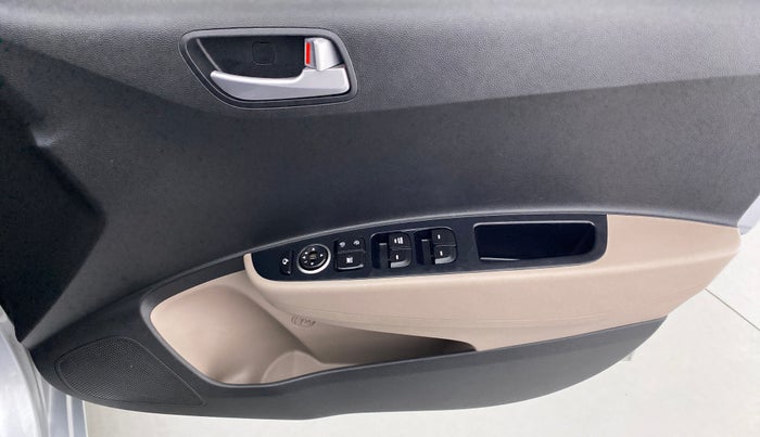 2018 Hyundai Grand i10 SPORTZ 1.2 KAPPA VTVT, Petrol, Manual, 28,653 km, Driver Side Door Panels Control