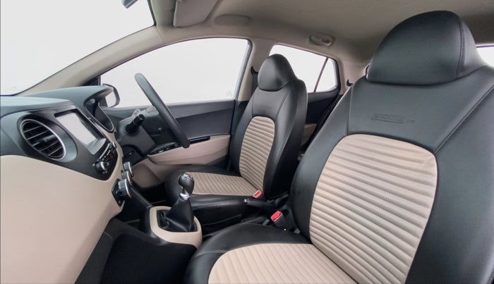 2018 Hyundai Grand i10 SPORTZ 1.2 KAPPA VTVT, Petrol, Manual, 28,653 km, Right Side Front Door Cabin