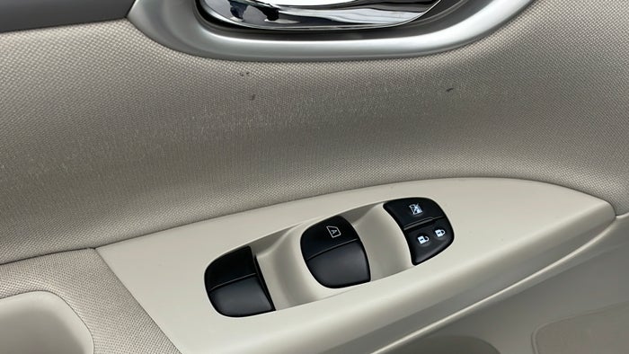 NISSAN SENTRA-Door Interior LHS front Stain