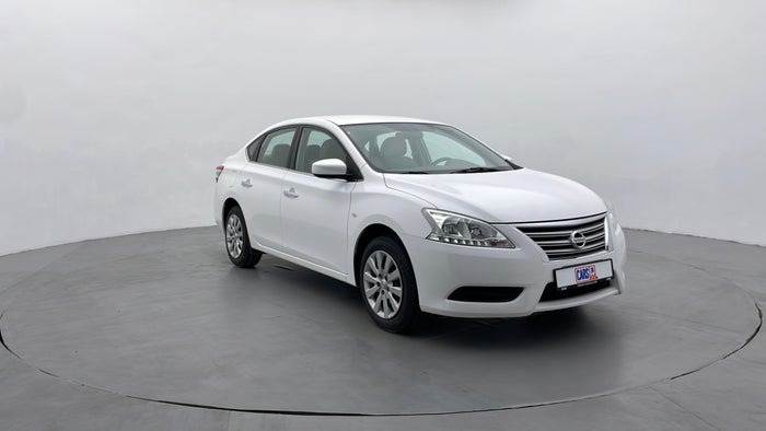 NISSAN SENTRA-Right Front Diagonal (45- Degree) View