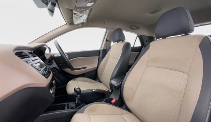 2015 Hyundai Elite i20 SPORTZ 1.2, Petrol, Manual, 77,278 km, Right Side Front Door Cabin