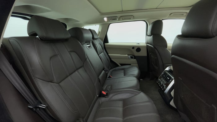 LAND ROVER RANGE ROVER SPORT-Right Side Door Cabin View