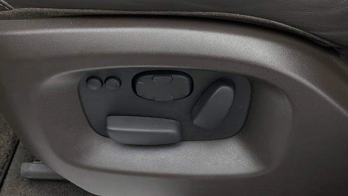 LAND ROVER RANGE ROVER SPORT-Driver Side Adjustment Panel