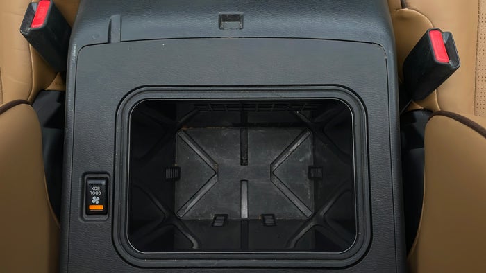 NISSAN PATROL-Cooler Box