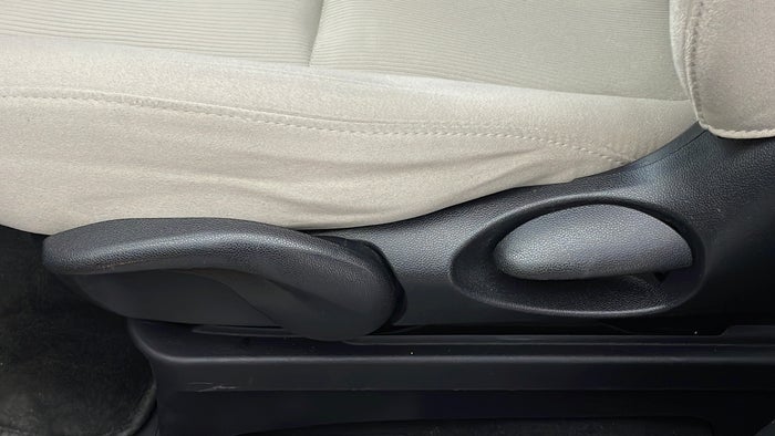 MAZDA CX 9-Driver Side Adjustment Panel