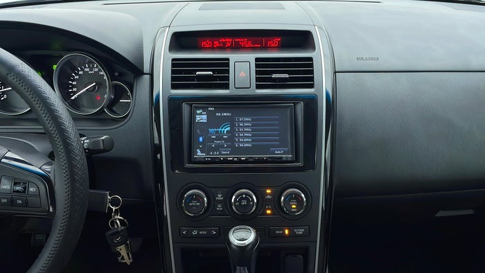 MAZDA CX 9-Center Console