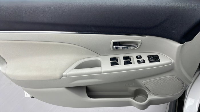 MITSUBISHI ASX-Driver Side Door Panels Controls