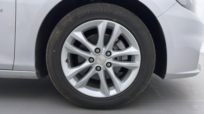 CHEVROLET MALIBU-Right Front Tyre