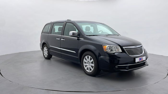 2015 CHRYSLER GRAND VOYAGER-Right Front Diagonal (45- Degree) View