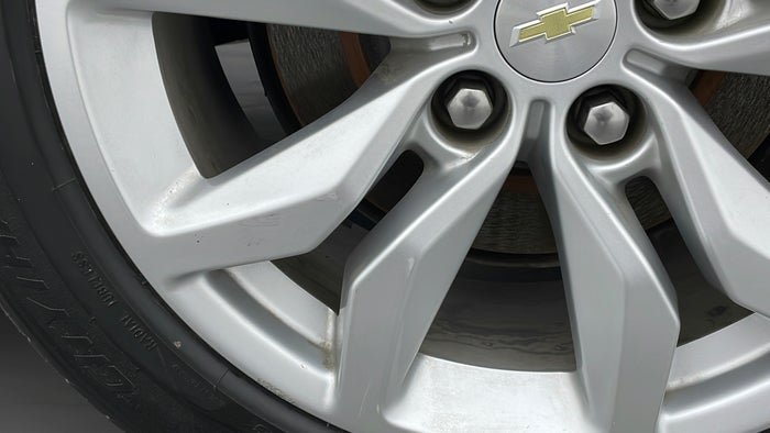 CHEVROLET IMPALA-Alloy Wheel LHS Rear Scratch