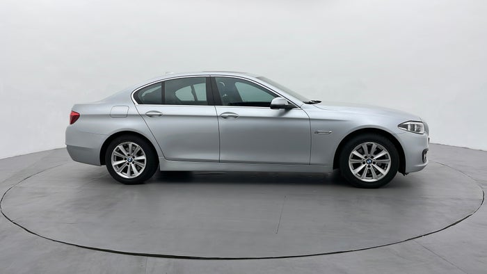 BMW 520I-Right Side View
