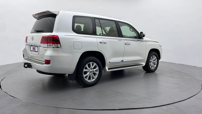 TOYOTA LAND CRUISER-Right Back Diagonal (45- Degree) View