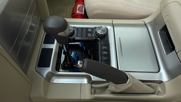 TOYOTA LAND CRUISER-Gear Lever