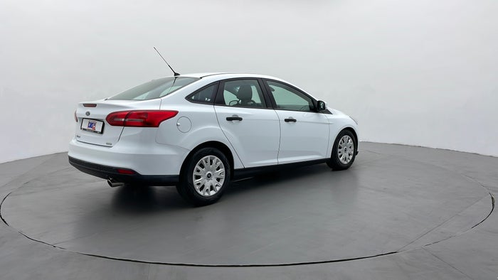 FORD FOCUS-Right Back Diagonal (45- Degree) View