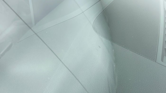 AUDI S5-Windshield Front Scratch