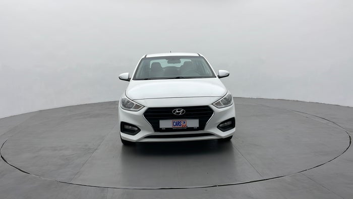 HYUNDAI ACCENT-Front View