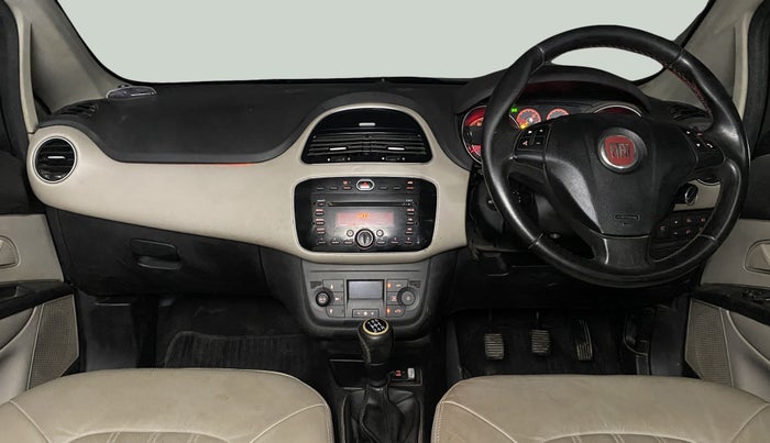 2015 Fiat Linea EMOTION 1.3, Diesel, Manual, 1,03,225 km, Dashboard