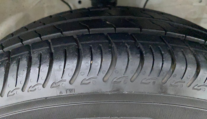2021 Maruti S PRESSO VXI PLUS, Petrol, Manual, Right Front Tyre Tread