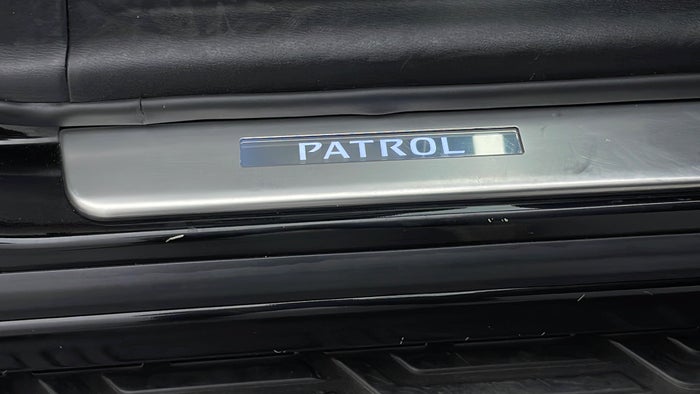 NISSAN PATROL-Running Board RHS Scratch