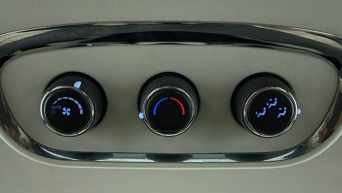 DODGE DURANGO-Rear AC Temperature Control