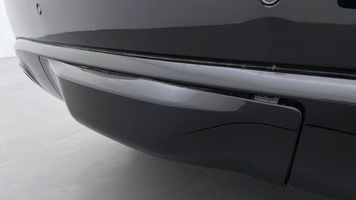 DODGE DURANGO-Bumper Rear Scratch
