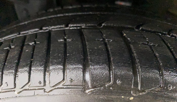 2014 Nissan Micra XV CVT, Petrol, Automatic, 53,202 km, Left Front Tyre Tread
