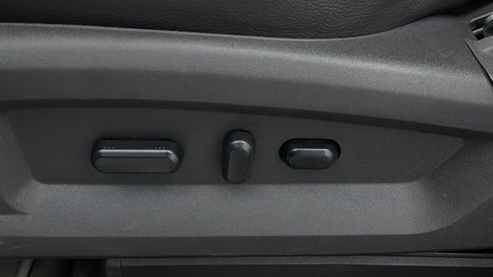 LINCOLN MKX-Driver Side Adjustment Panel