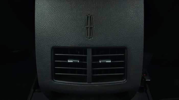 LINCOLN MKX-Rear AC Vents