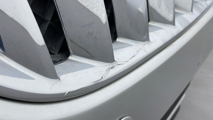 LINCOLN MKX-Grill Scratch
