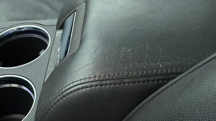 LINCOLN MKX-Seat RHS Front Armrest fabric torn