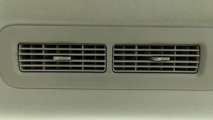 NISSAN PATROL-Rear AC Vents