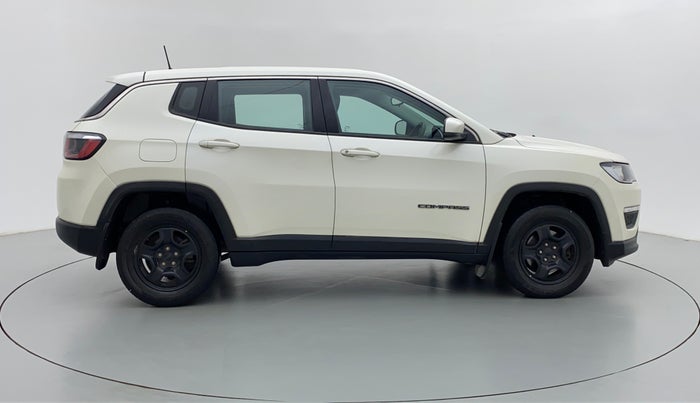 2017 Jeep Compass 2.0 SPORT, Diesel, Manual, 52,950 km, Right Side