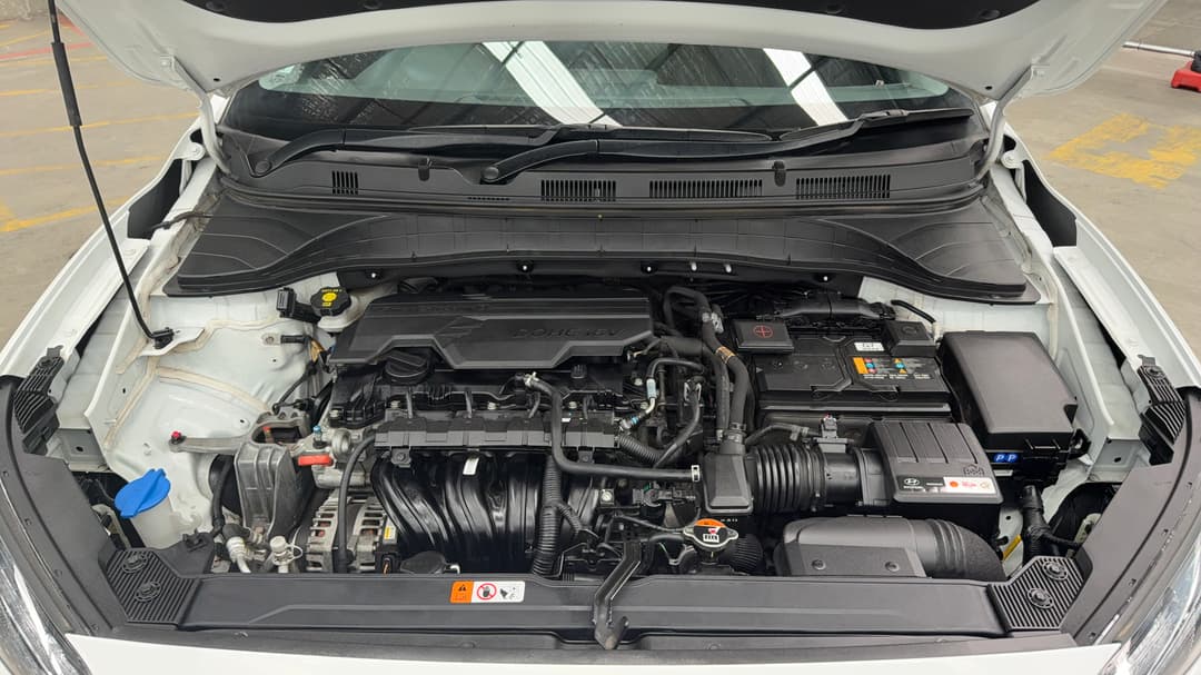 2022 Hyundai Kona (FWD), Automatic, 76210 km, Open Bonnet (Engine)