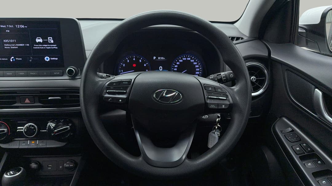 2022 Hyundai Kona (FWD), Automatic, 76210 km, Steering Wheel Close-up