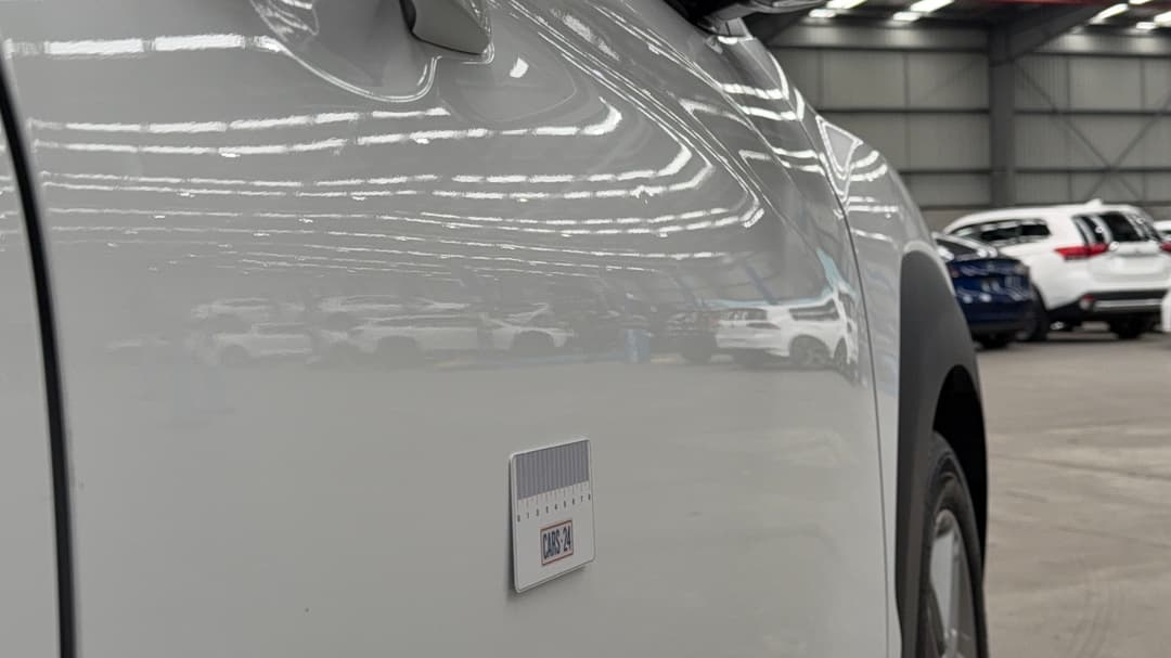 2022 Hyundai Kona (FWD), Automatic, 76210 km, Doors Front RHS Dent
