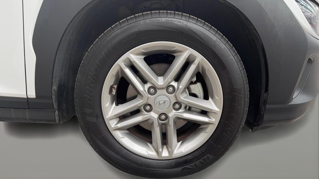 2022 Hyundai Kona (FWD), Automatic, 76210 km, Right Front Wheel