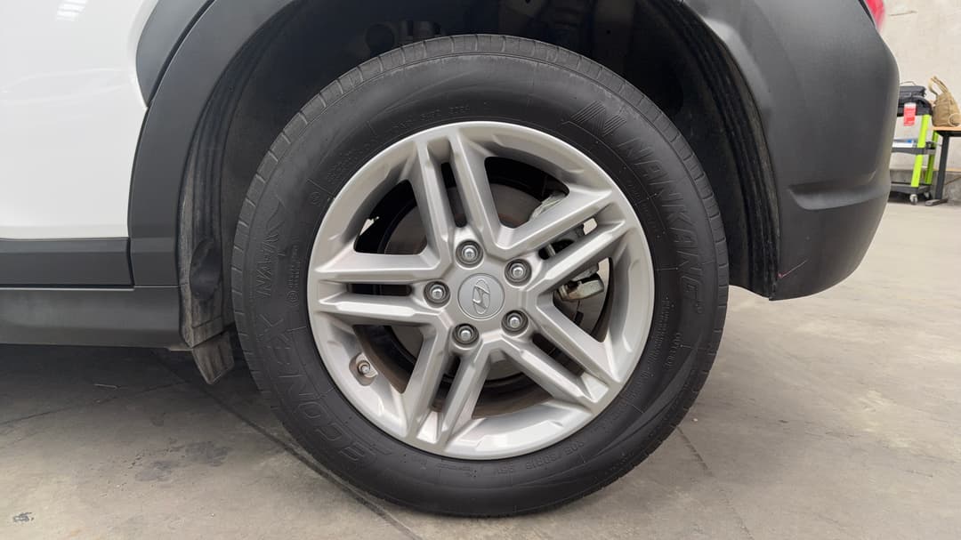 2022 Hyundai Kona (FWD), Automatic, 76210 km, Left Rear Wheel