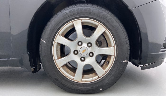 2011 Chevrolet Cruze LTZ, Diesel, Manual, 89,148 km, Right Front Wheel