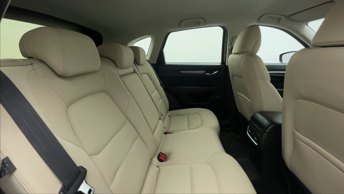 MAZDA CX 5-Right Side Door Cabin View