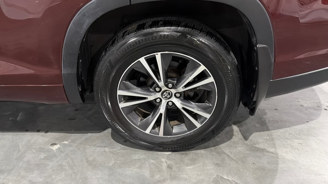 2017 Toyota Kluger Gx (4x4), Automatic, 163036 km, Left Rear Wheel