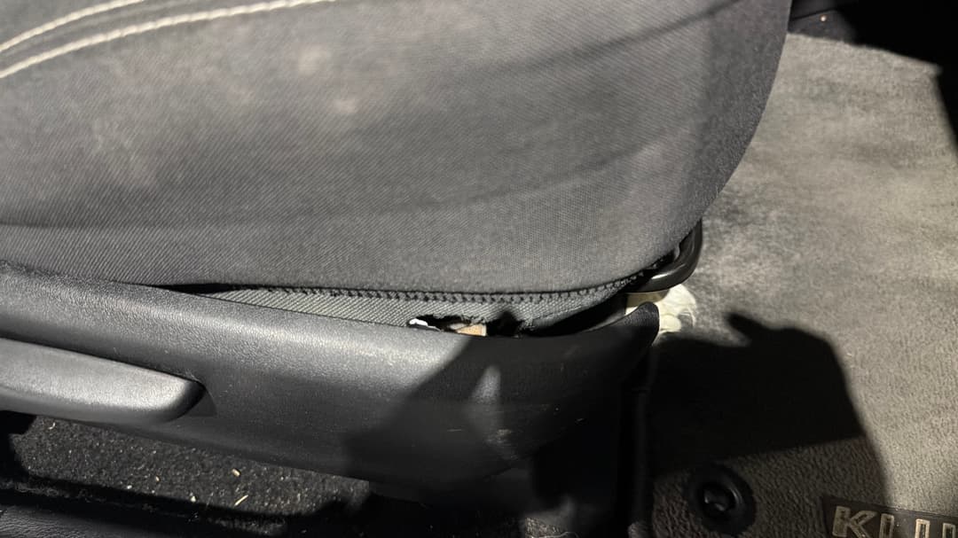 2017 Toyota Kluger Gx (4x4), Automatic, 163036 km, Seat Adjusters Front RHS Broken