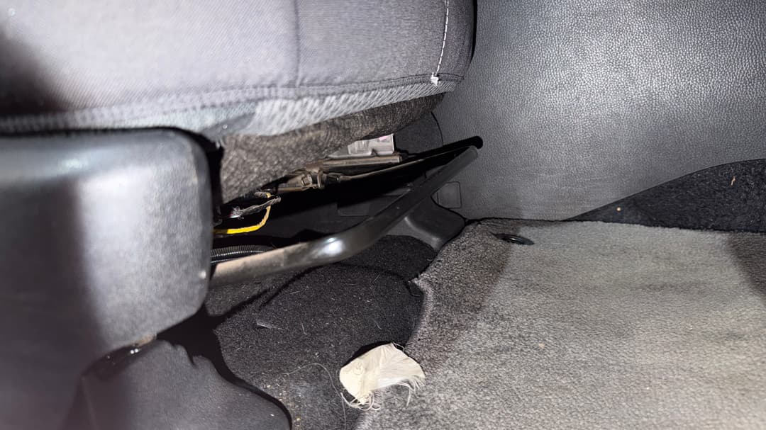 2017 Toyota Kluger Gx (4x4), Automatic, 163036 km, Drivers Side Adjustment Panel