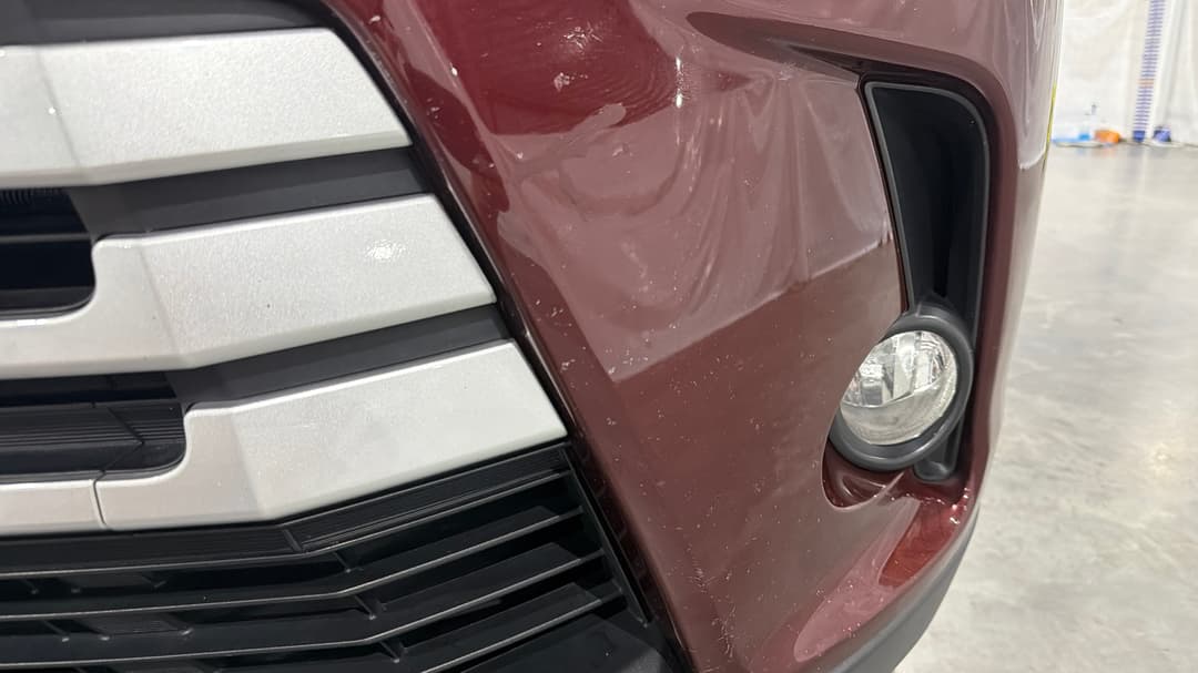 2017 Toyota Kluger Gx (4x4), Automatic, 163036 km, Bumper Front Chip