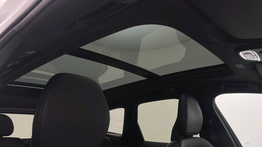Interior Sunroof/Moonroof