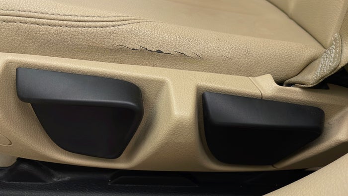 BMW 3 SERIES-Driver Side Adjustment Panel