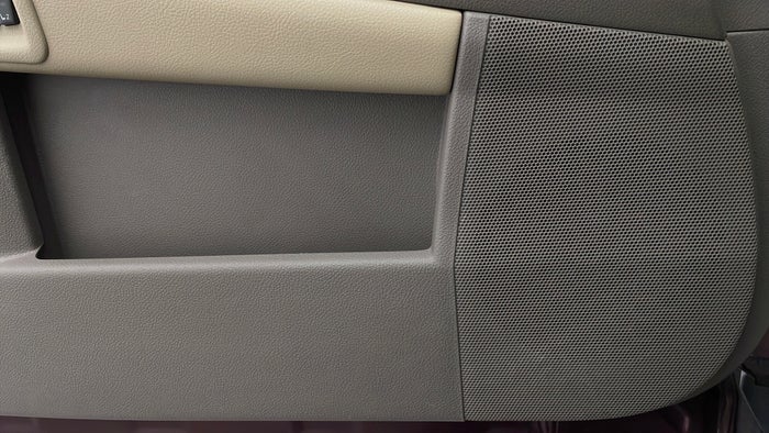 NISSAN MURANO-Speakers