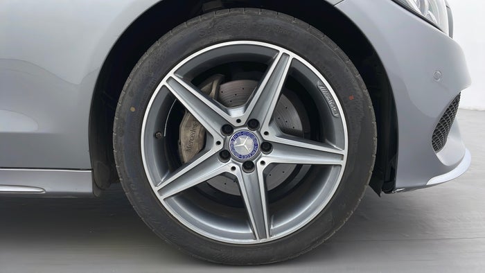 MERCEDES BENZ C-CLASS-Right Front Tyre